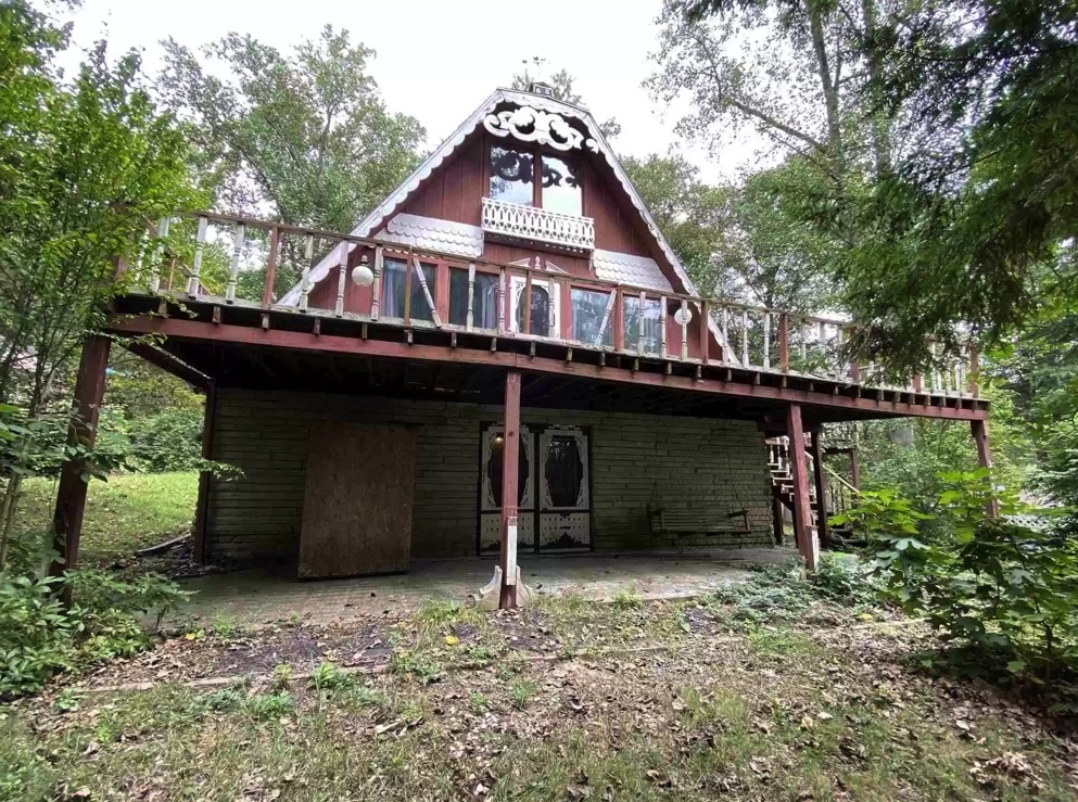cabin for sale