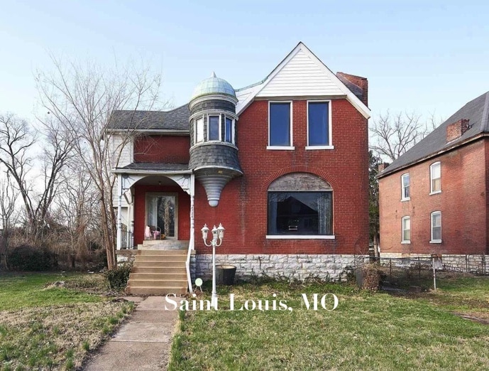 Queen Anne Victorian for sale