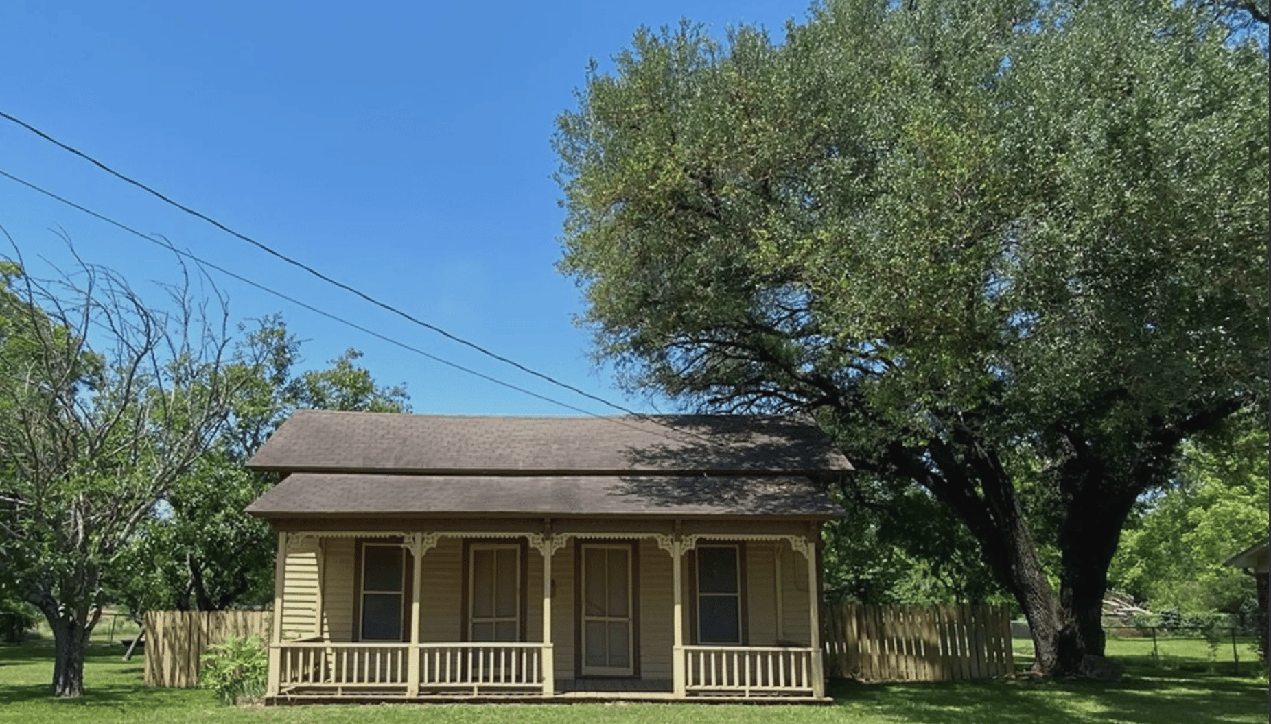 Under 100K Sunday Circa 1920 Farmhouse For Sale on 1.3 Acres in