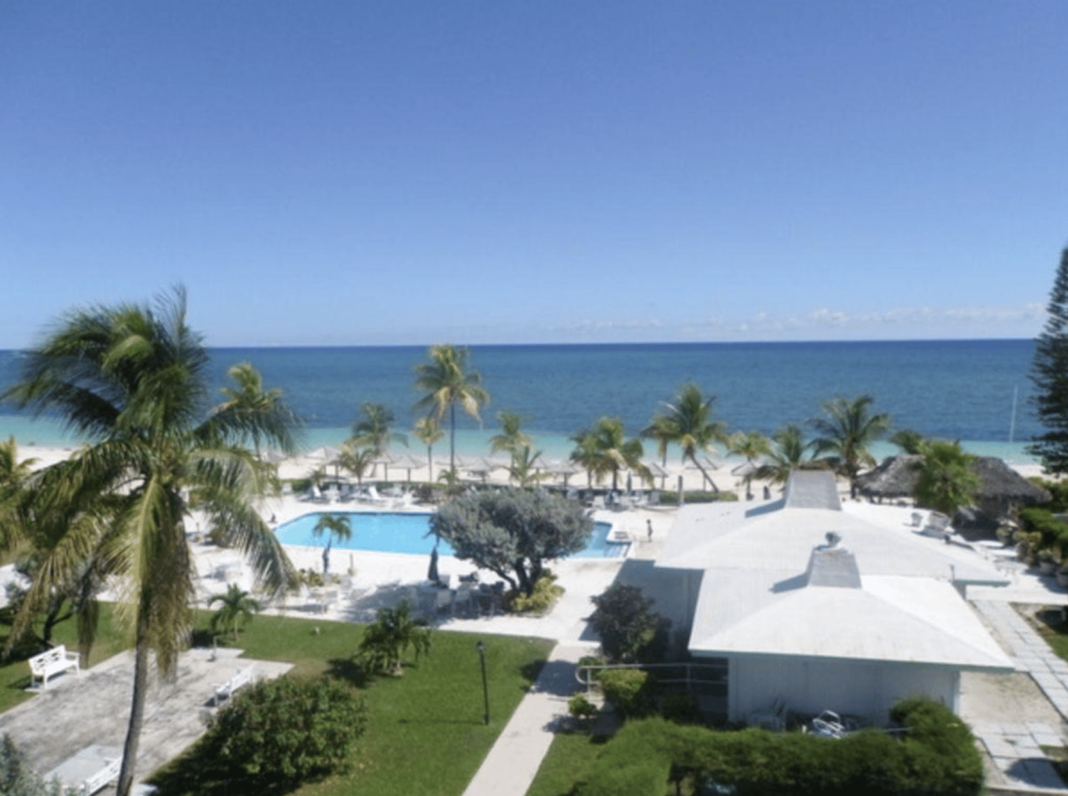 Under 75K Thursday Waterfront Condo For Sale Grand Bahama/Freeport