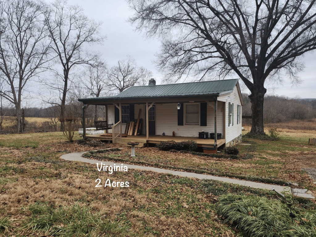 Under 75K Thursday Circa 1950 Virginia Tiny Home For Sale on 2 Rural Acres 75K Old Houses