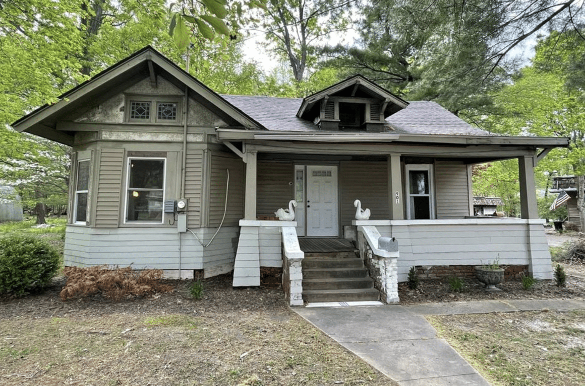 FSBO Circa 1910 Illinois Fixer Upper Craftsman Home For Sale on Half ...