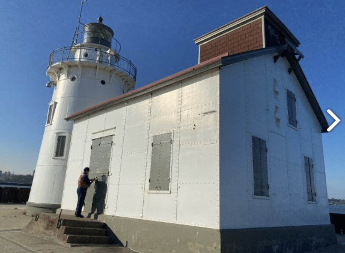 Mercari Lighthouse Lighthouse Auction