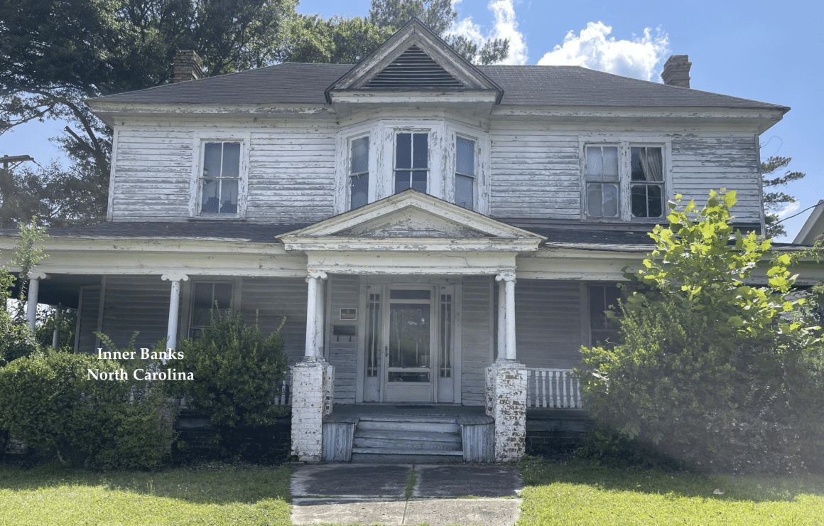 Circa 1910 Inner Banks of North Carolina Fixer Upper Auction Opening