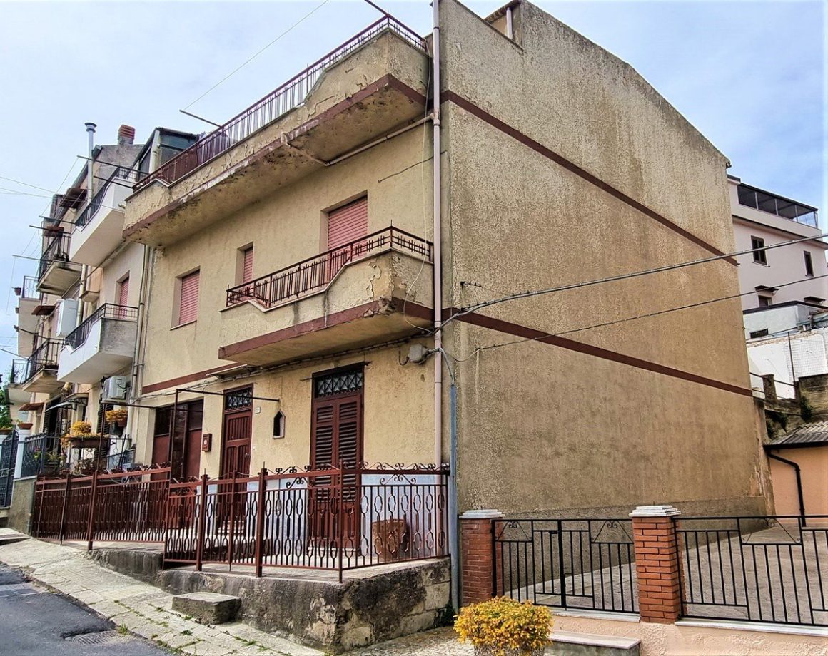 Cheap House For Sale in Sicily Under 44K USD Old Houses Under 50K