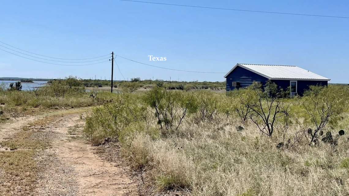 Texas waterfront cabin for sale