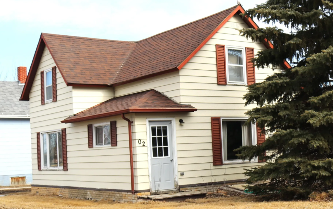 North Dakota handyman special