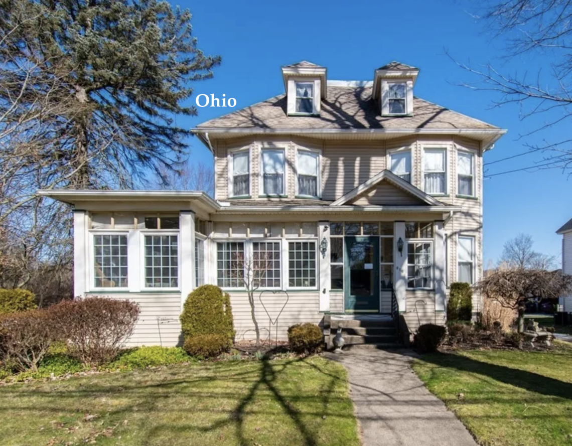 Ohio Colonial Revival home for sale