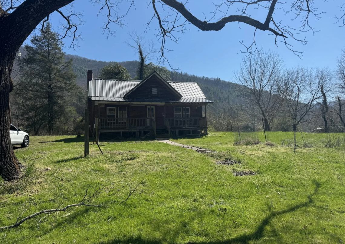 Tennessee fixer upper farmhouse