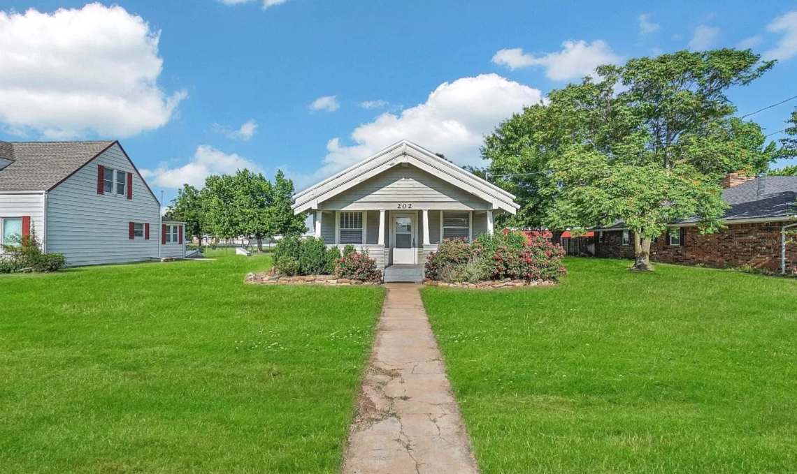 Oklahoma cottage for sale