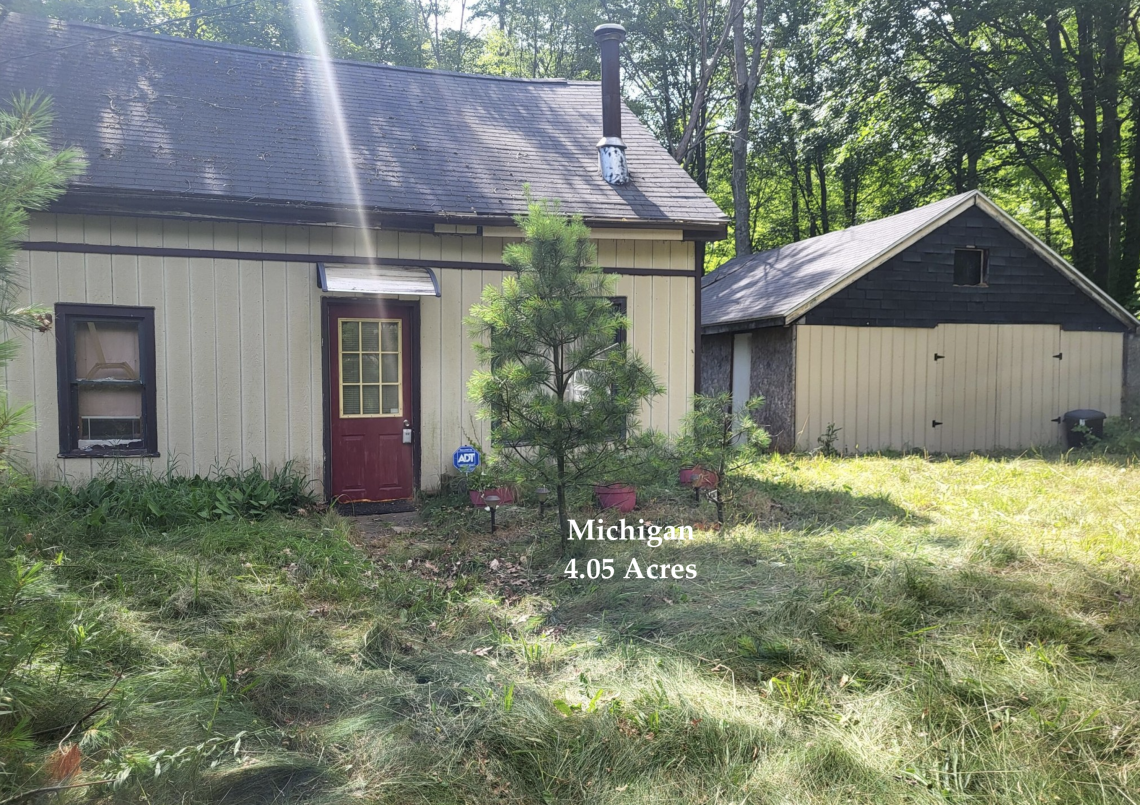 Michigan country house for sale