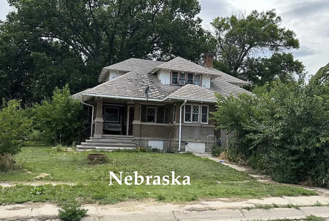 c.1914 Nebraska Craftsman Handyman Special 120K