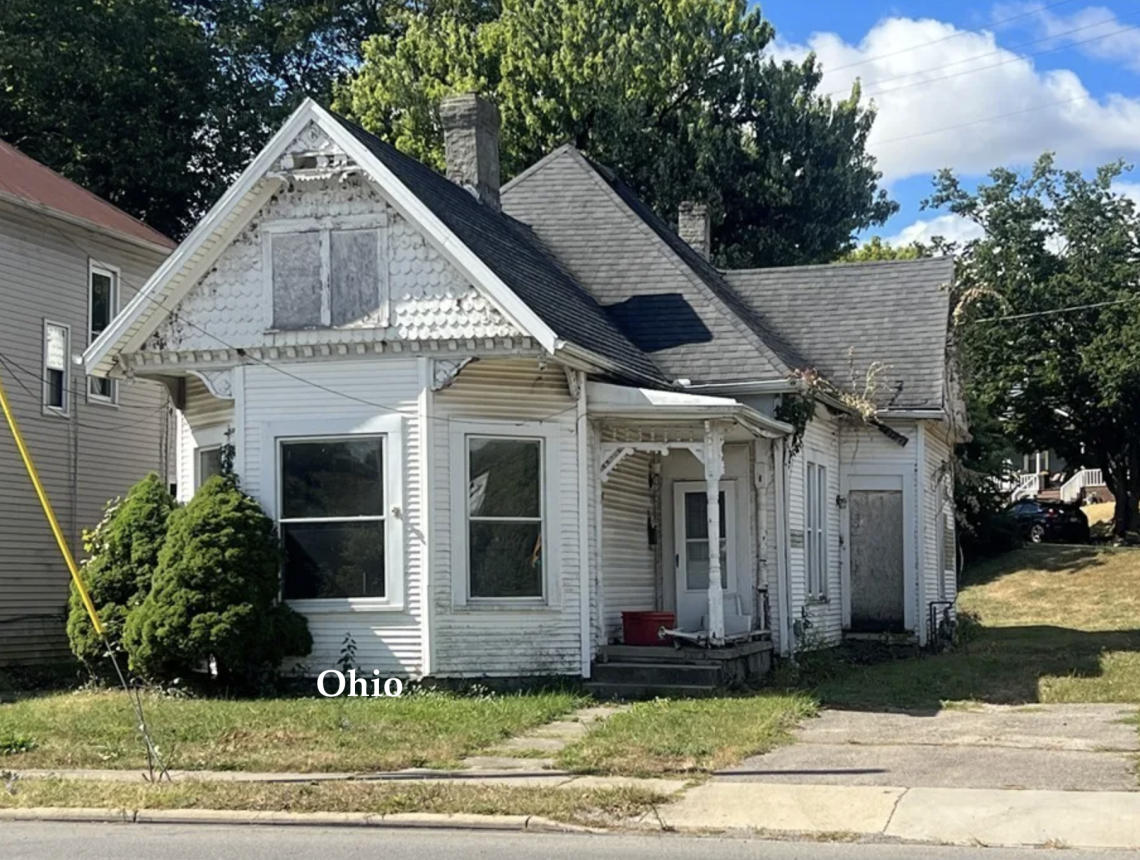 Ohio fixer upper Victorian cottage for sale