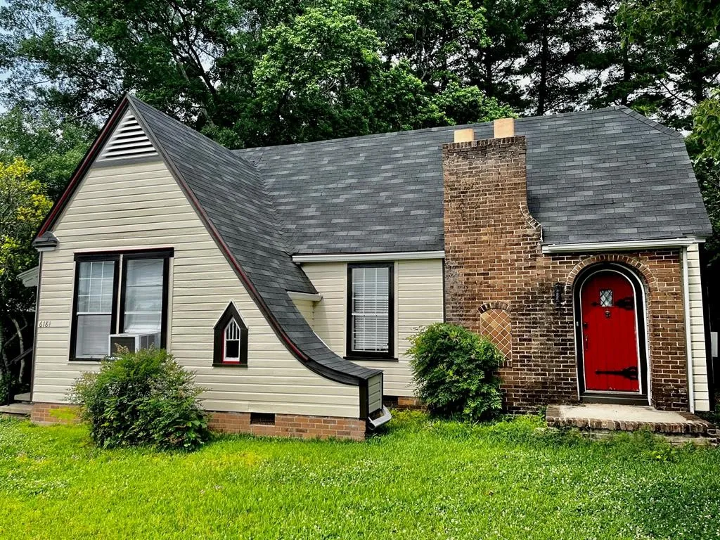 Mississippi tudor home
