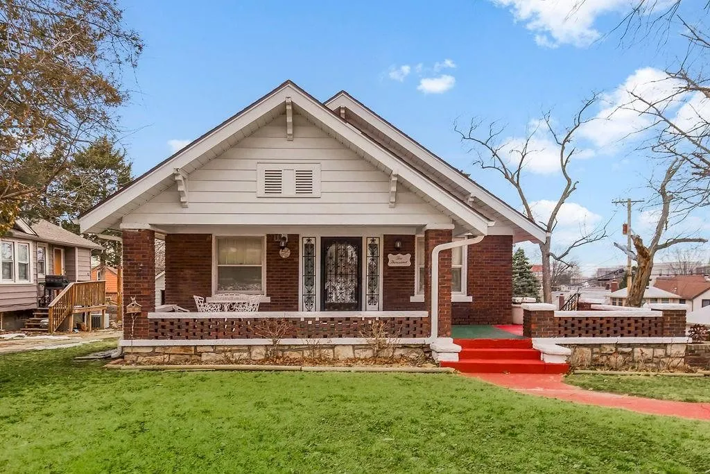 Kansas Bungalow Craftsman