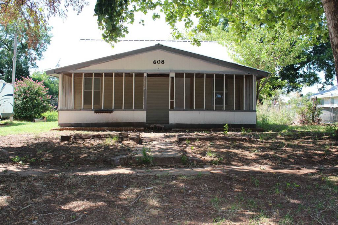 c.1930 Two Bedroom Oklahoma Handyman Special $40K