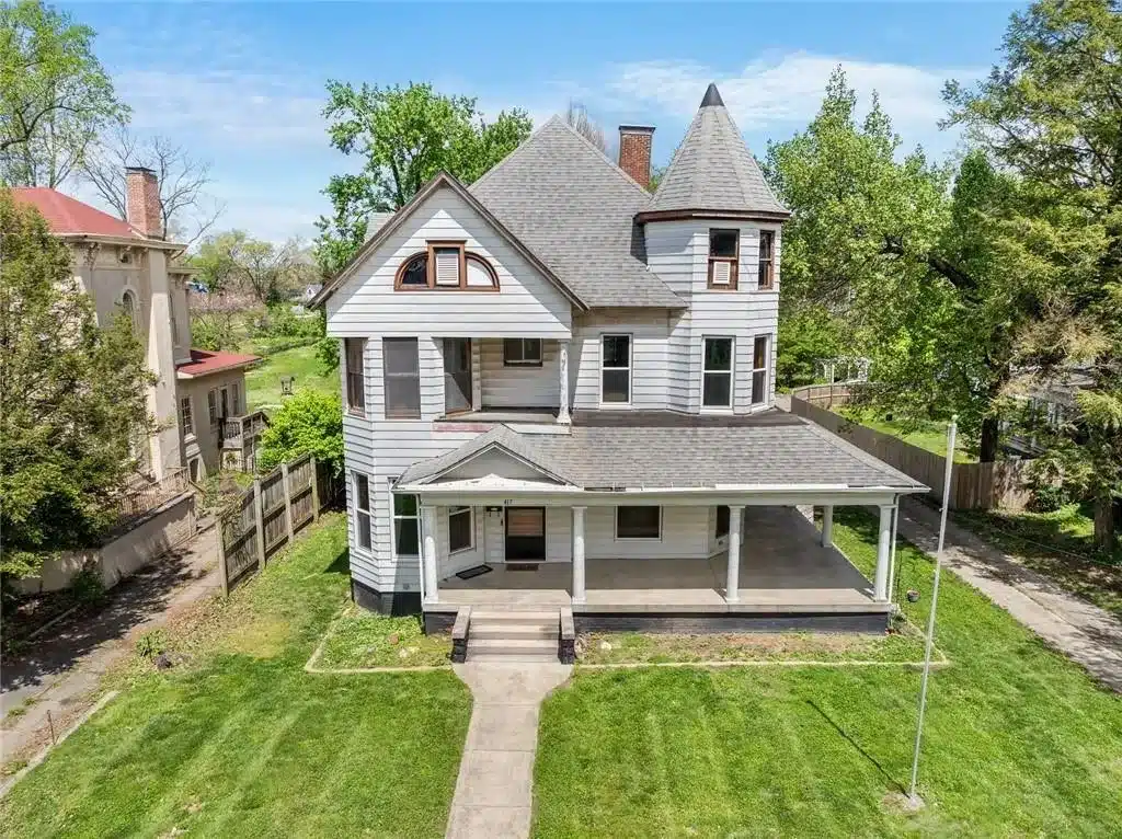 Queen Anne victorian
