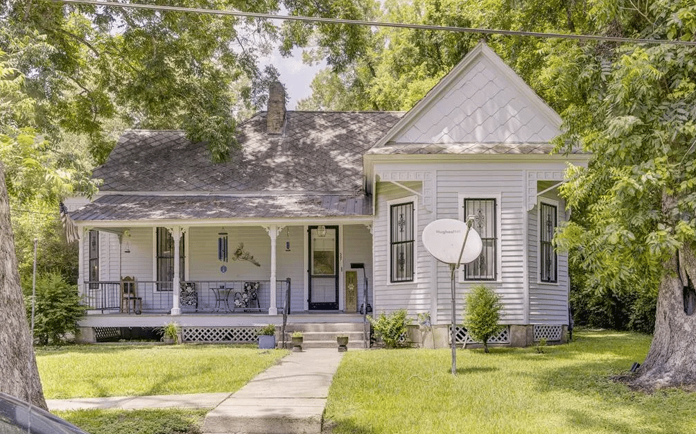 Mississippi Victorian Cottage