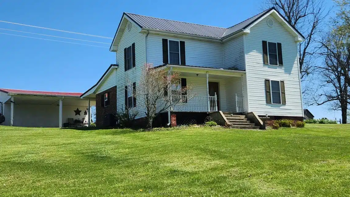 kentucky farmhouse