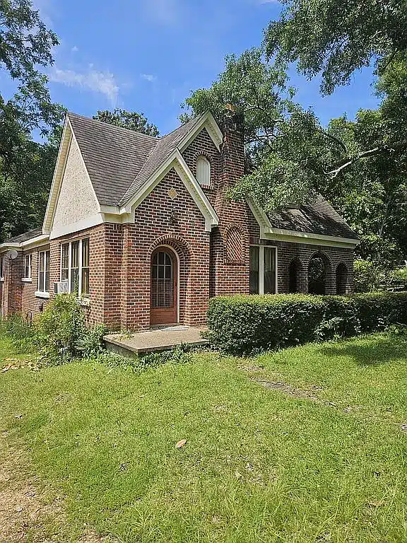 mississippi tudor revival