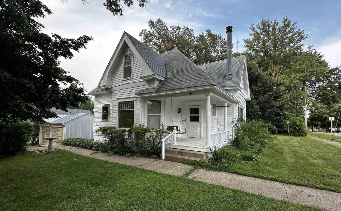 iowa victorian cottage