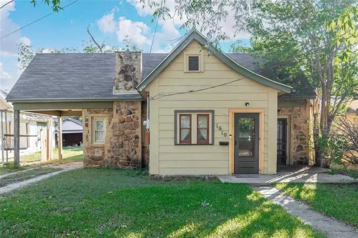 texas stone cottage