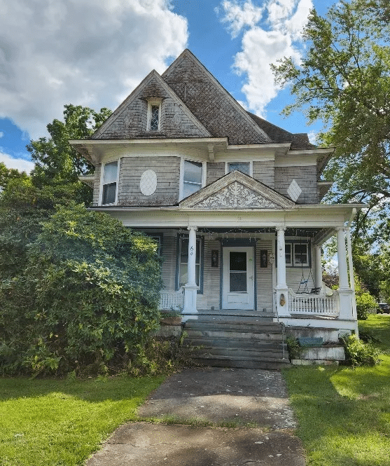 New York Queen Anne Victorian