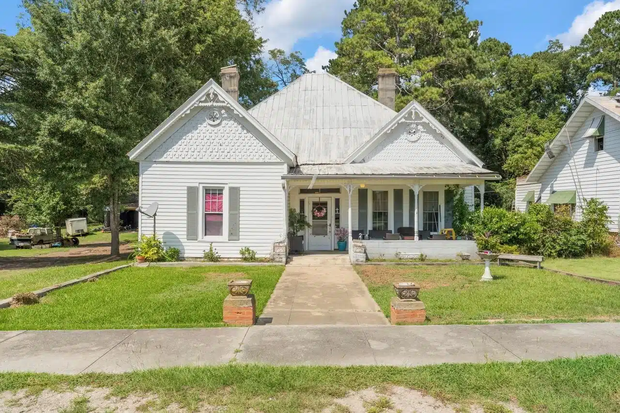 Georgia Rhoem Michigan c.1936 Three Bedroom Georgia Home $129K