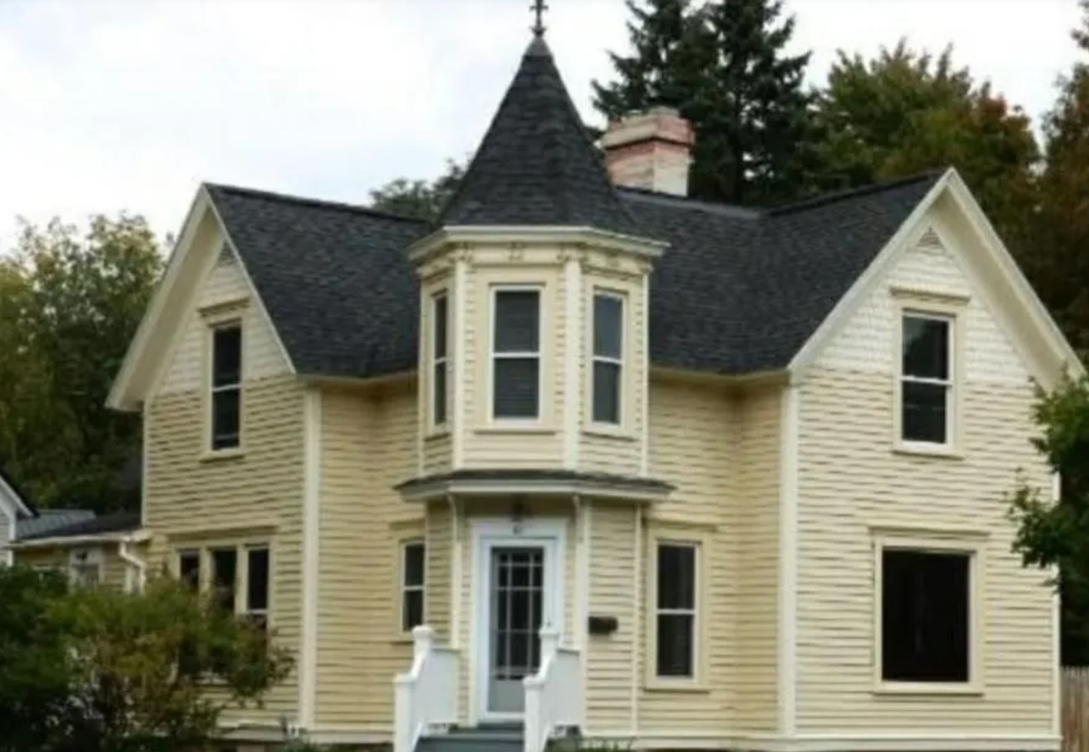 New York Queen Anne victorian