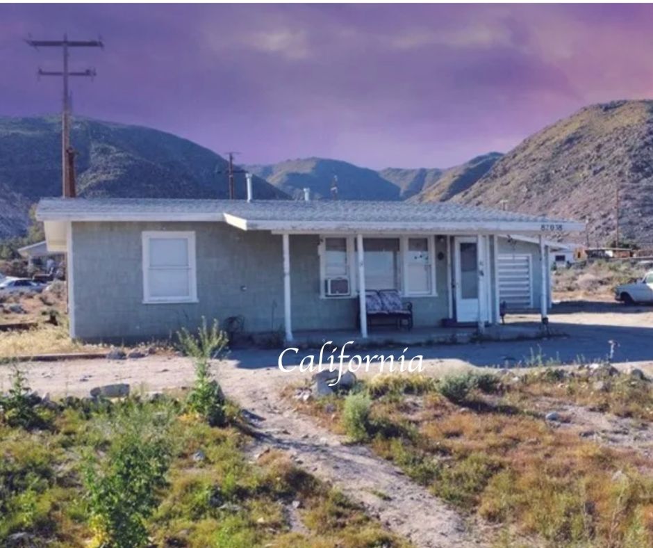 California desert home