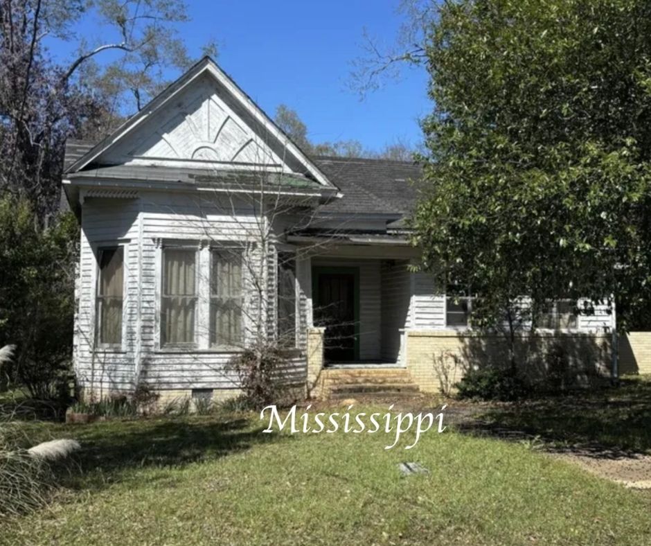 Mississippi Victorian cottage