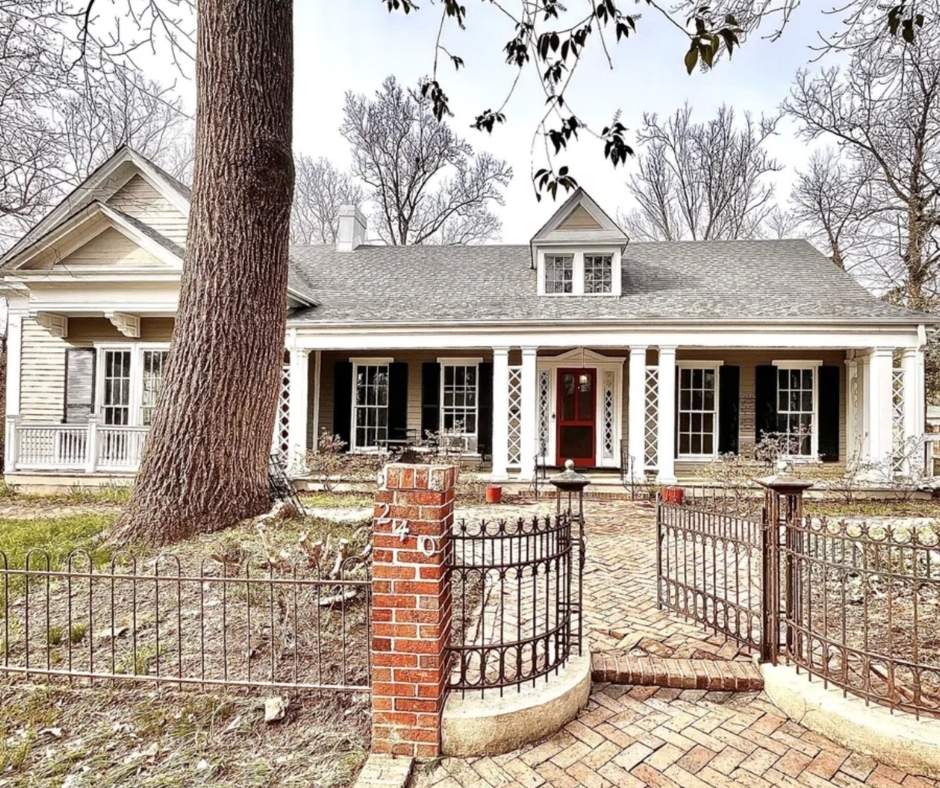 Mississippi historic house for sale