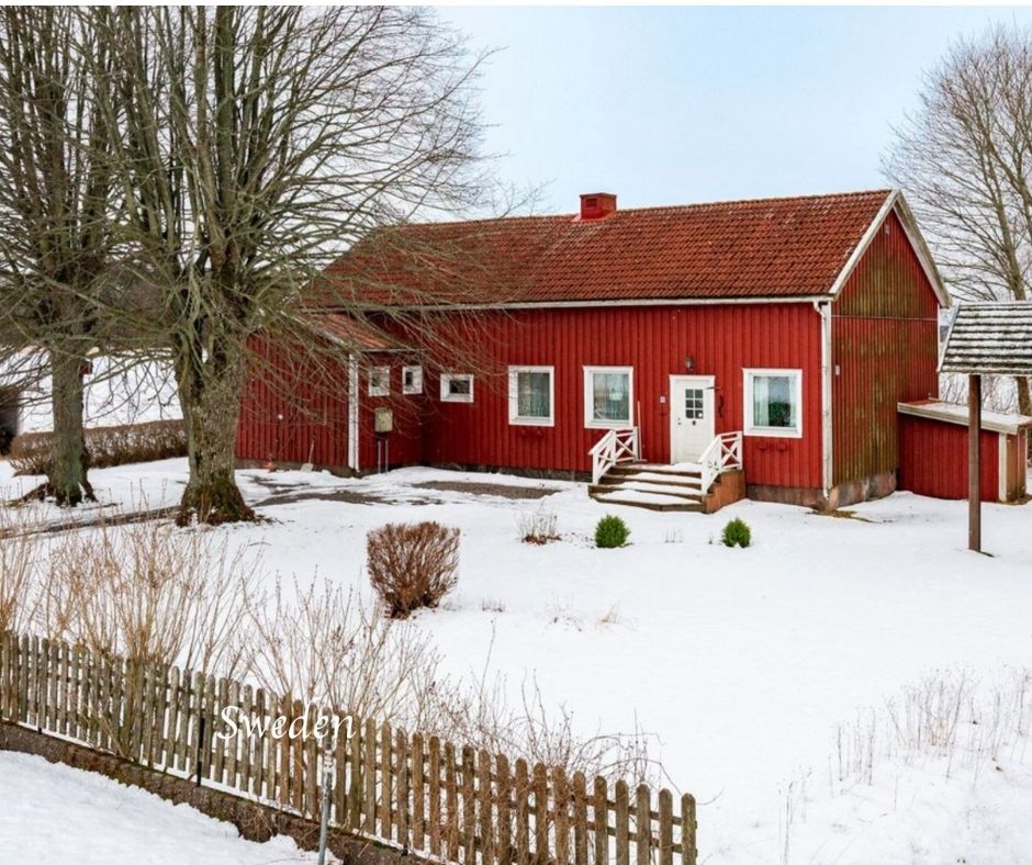 cottage for sale in Sweden