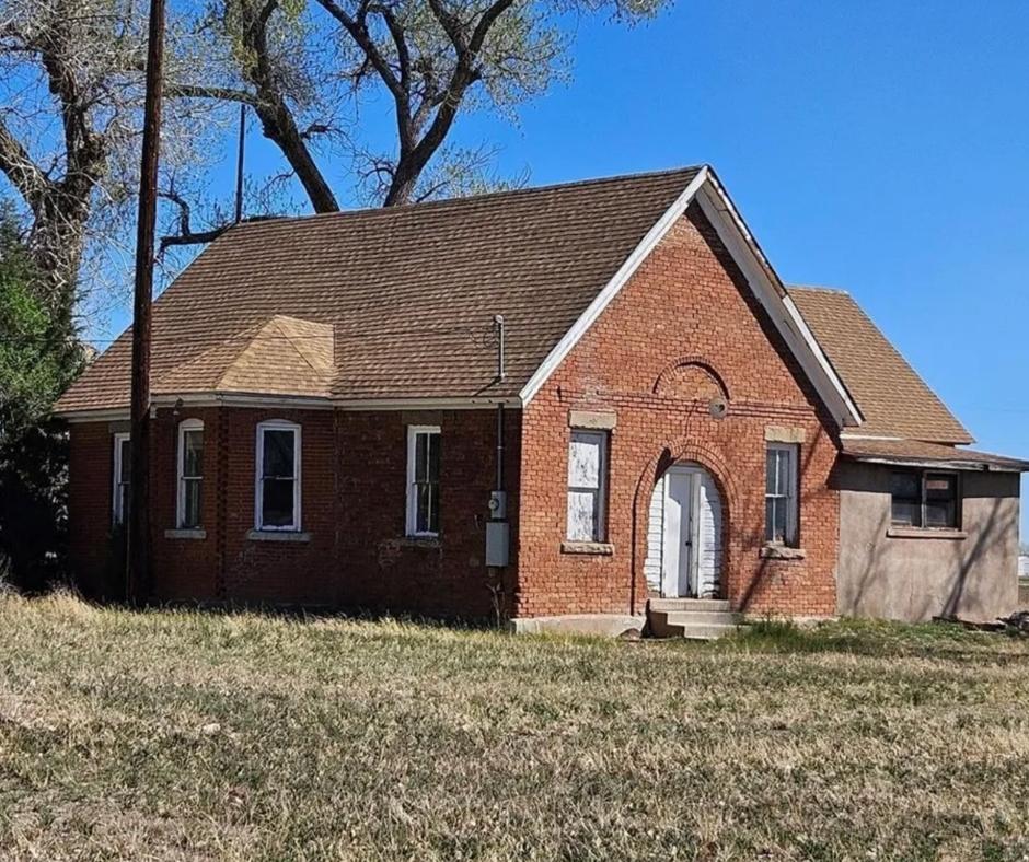 Colorado schoolhouse for sale