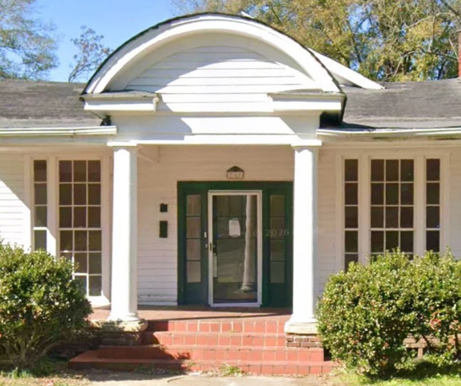 arts and crafts cottage