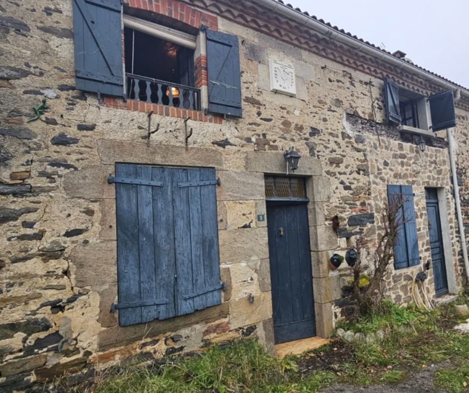 stone house for sale in France