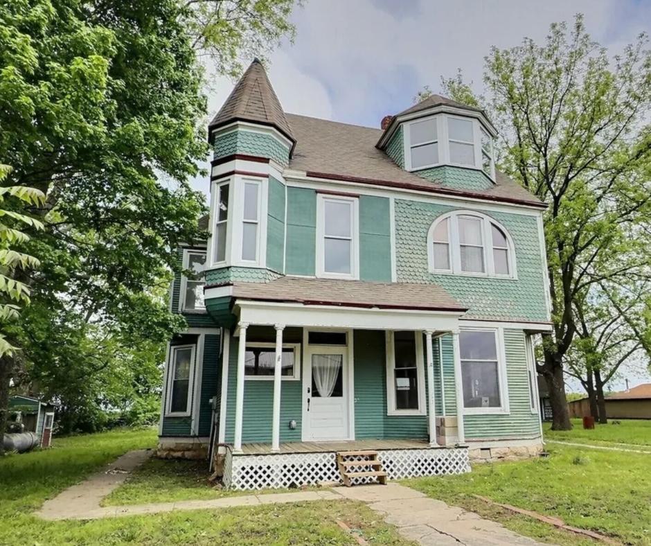 Missouri Queen Anne