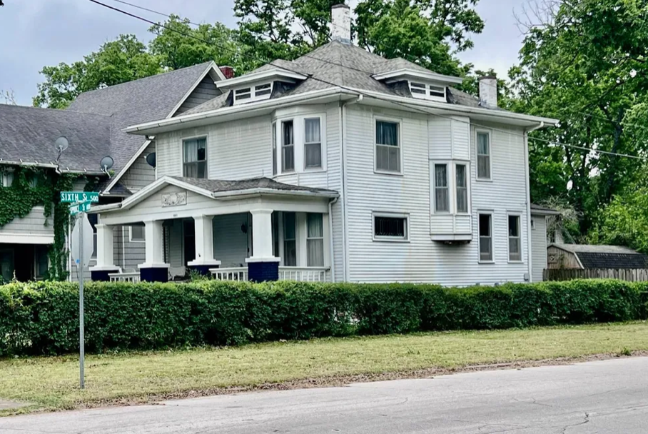 kansas foursquare