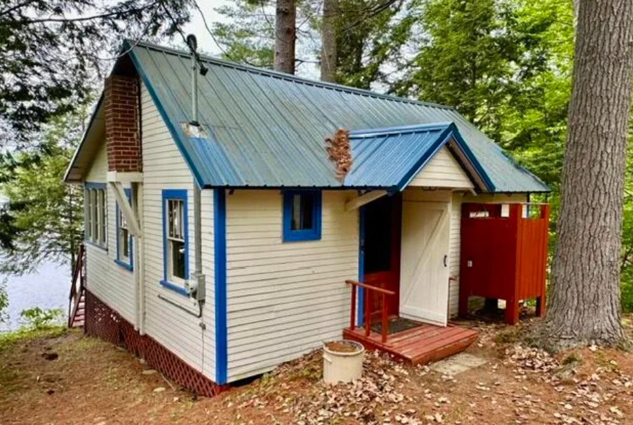 lakefront maine cabin