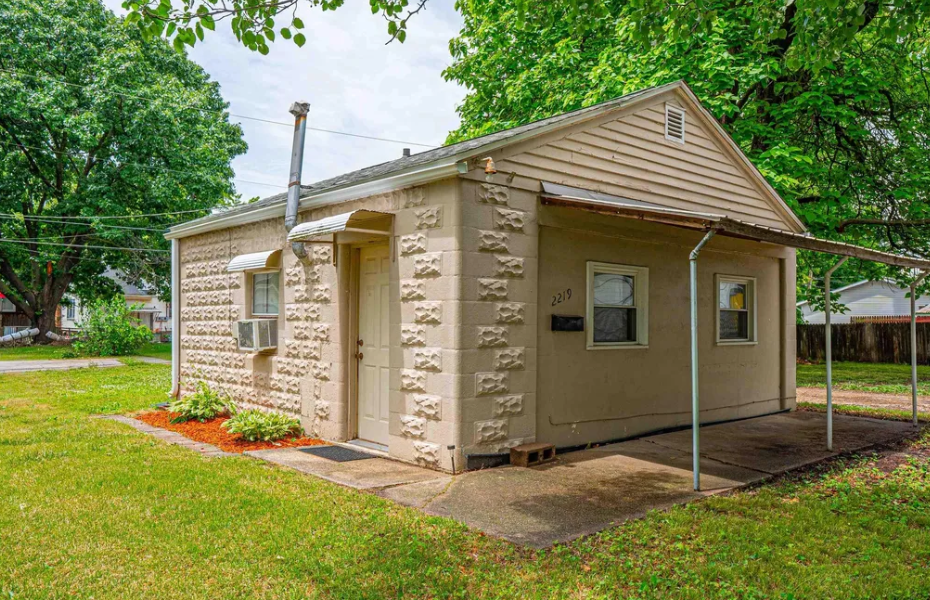 illinois tiny home
