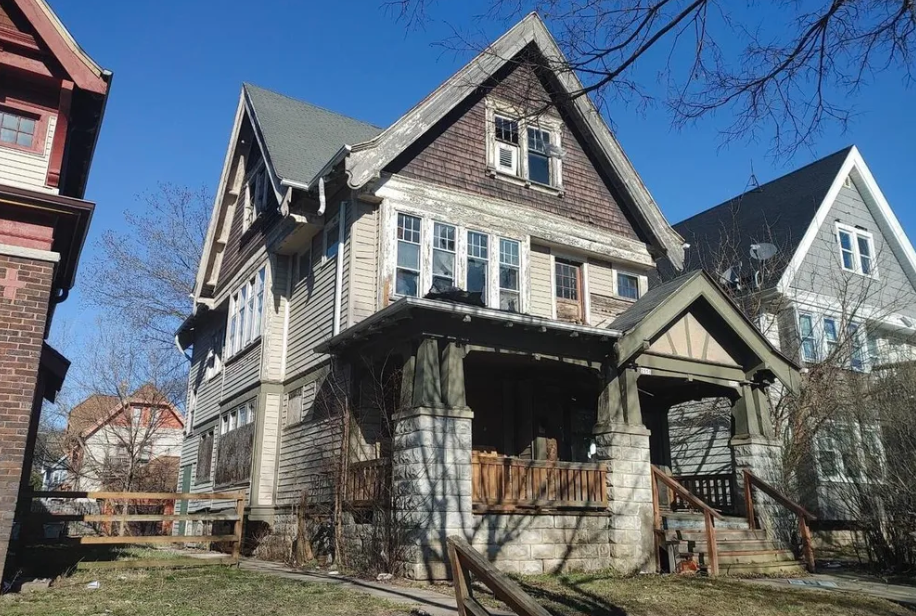 wisconsin fixer upper