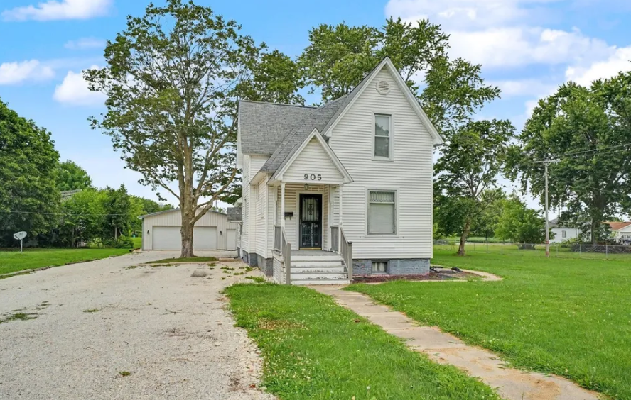illinois fixer upper