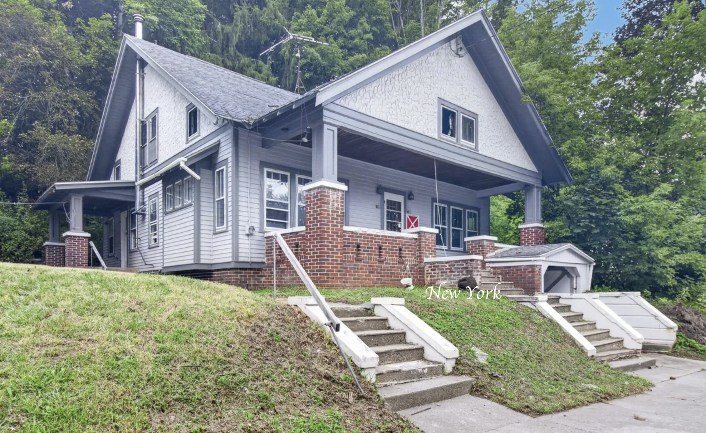 New York Craftsman bungalow