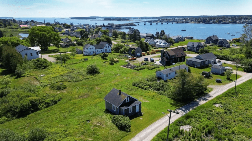 maine cottage
