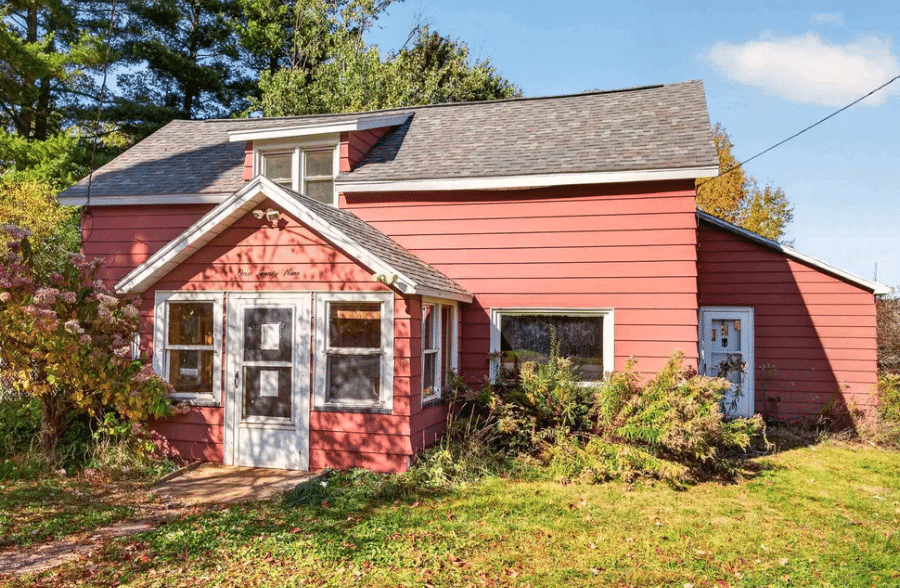 michigan starter home